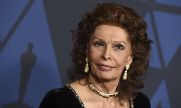 Sophia Loren i rikthehet aktrimit në moshën 86-vjeçare