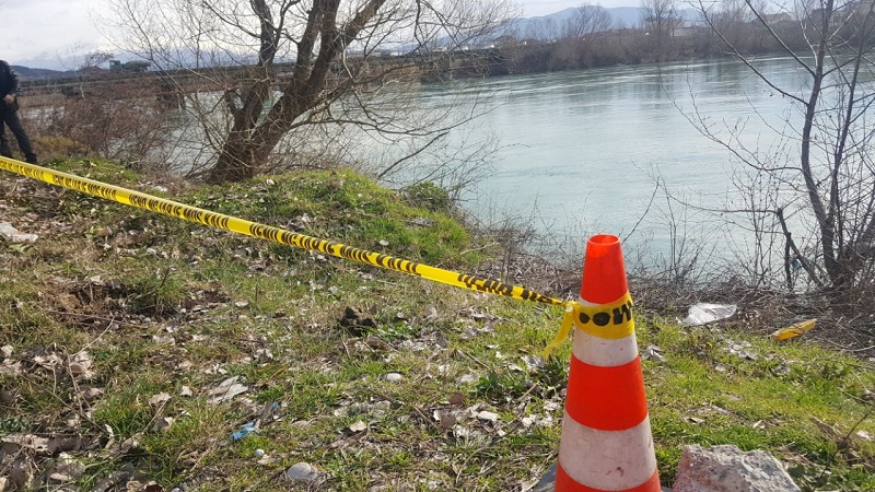 Gjendet i mbytur në rezervuar 60-vjeçari