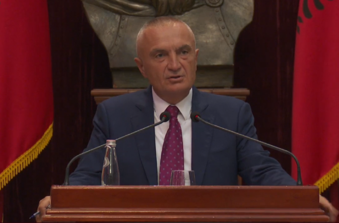 Emigrantët e bllokuar në Siri, Meta: Çështje delikate, nuk mund të trajtohet në publik