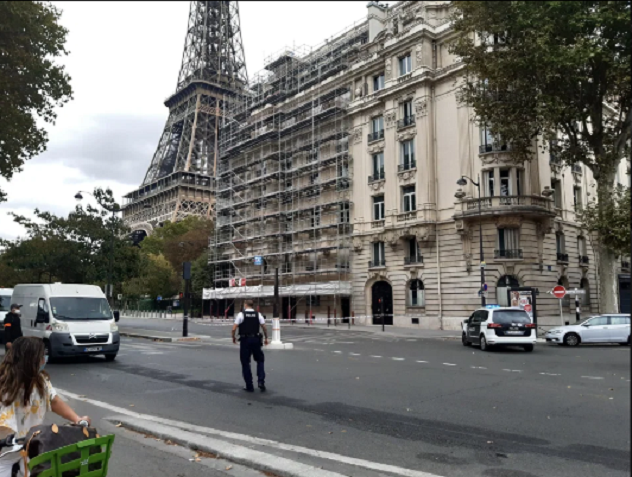 Alarm për bombë në Francë, evakuohet kulla Eiffel