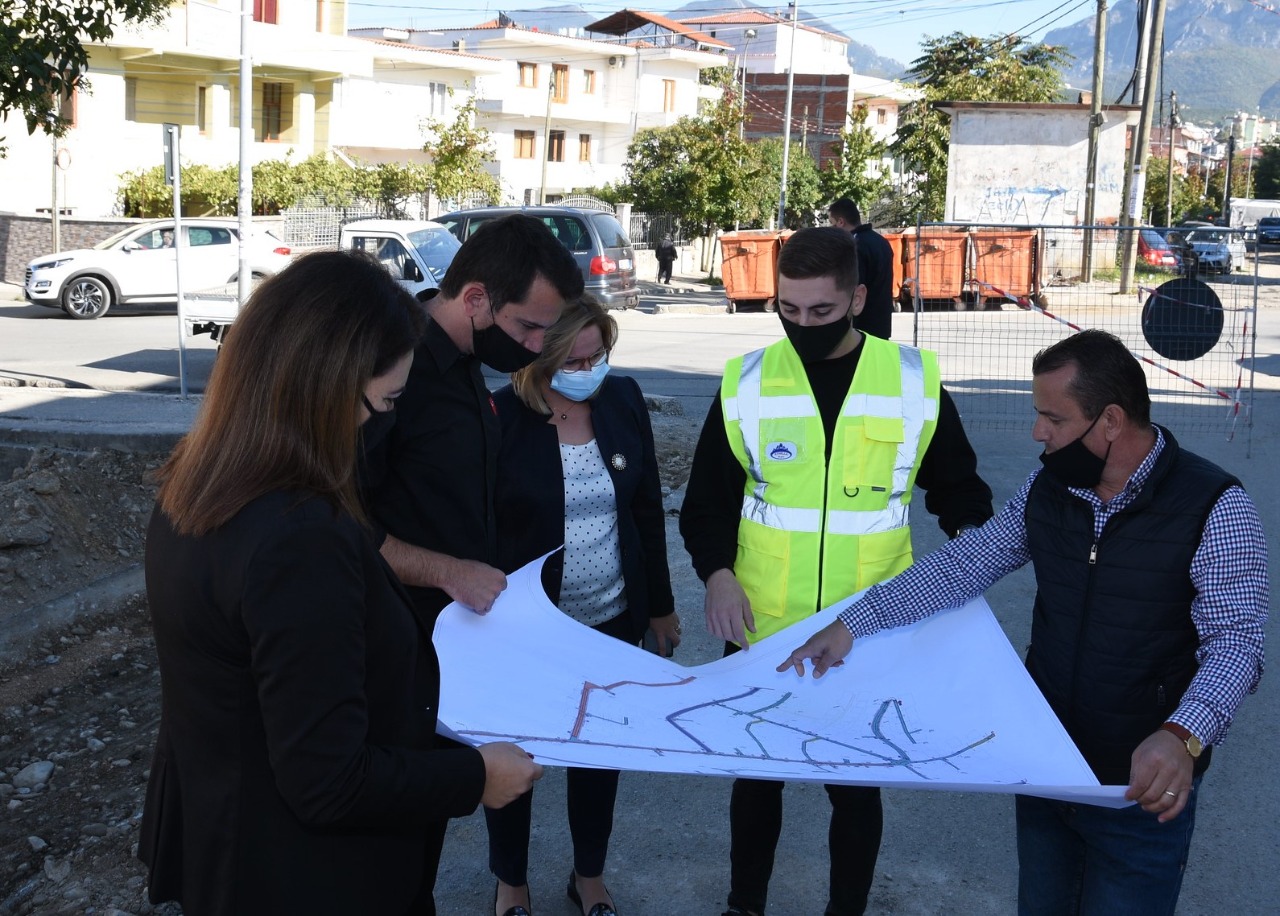 Veliaj: Na duhet bashkëpunim, të mos humbasim kohë me bllokime si tek Astiri dhe Shqiponja