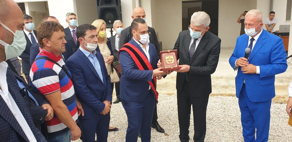 Kryebashkiaku i Shijakut takohet me Presidentin e Bosnje-Hercegovinës, vëzhgojnë nga afër procesin e Rindërtimit