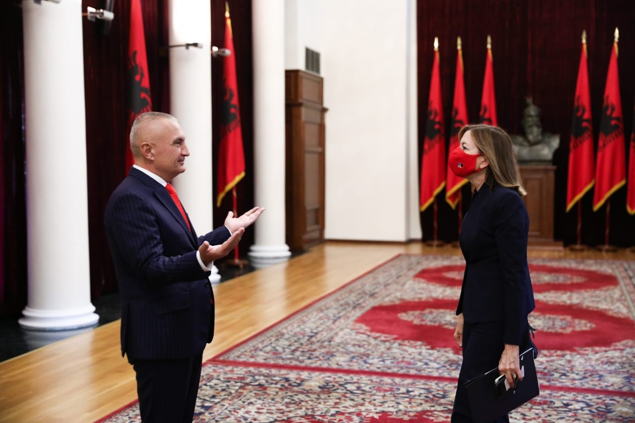 Meta me zyrtaren e DASH: Bashkëpunimi SHBA-Shqipëri do i shërbejë të ardhmes së vendit