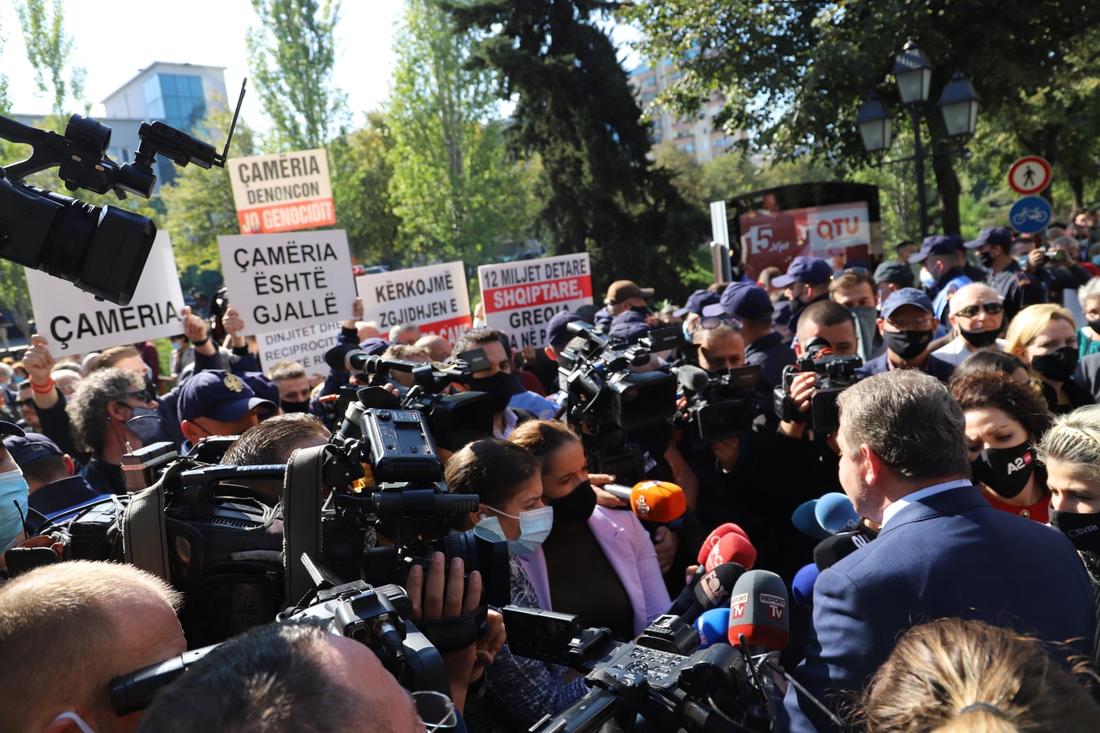 Shoqërimi i protestuesve, PDIU: Rama s’i shpëton dot Çamërisë me “efkaristo” dhe “ejvallah”