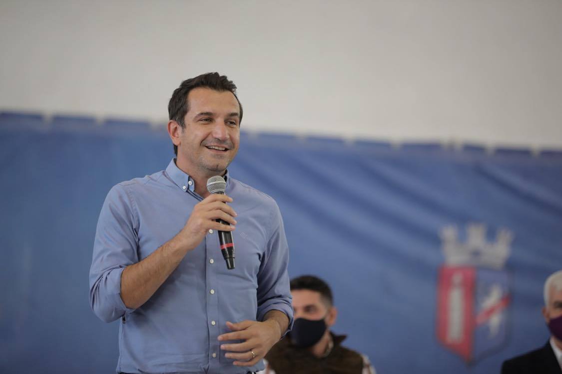 Veliaj-demokratëve: Distancohuni nga Lulzim Basha, bashkohuni me PS-në