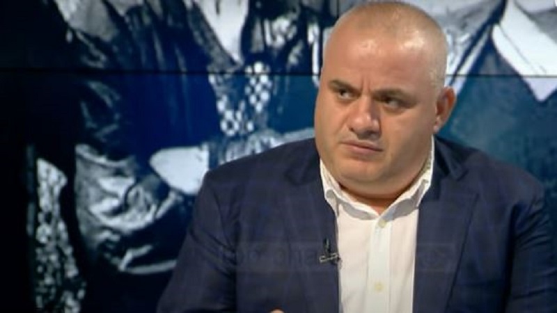 Artan Hoxha zbulon personin që ka nxjerrë në pritë Azem Hajdarin