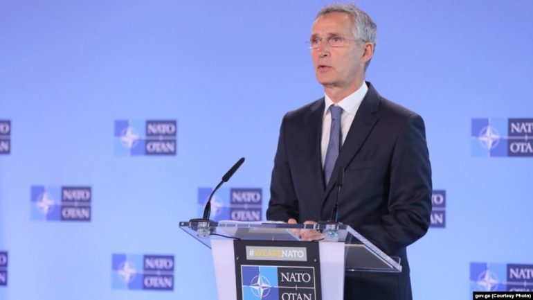 Stoltenberg: Aleatët e NATO-s largohen së bashku nga Afganistani
