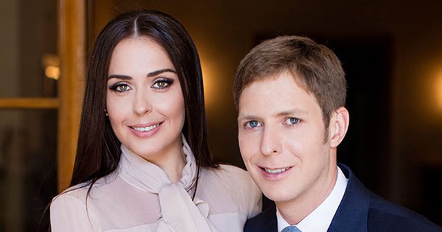 Princ Leka baba për herë të parë, Elia Zaharia fotografohet me barkun e rrumbullakosur