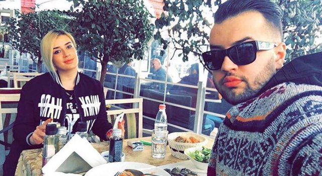 Sot do festonte 26-vjetorin, Barbana rrëqeth me fjalët për Ergi Dinin: Sa gjëra do të t’i thoja