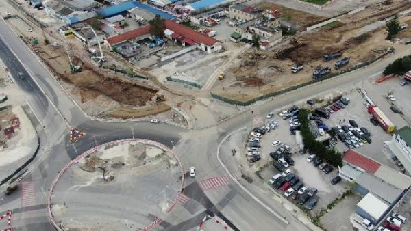 Të shtunën mbyllet rrethrrotullimi te sheshi “Shqiponja”, si do të zhvendoset lëvizja e mjeteve