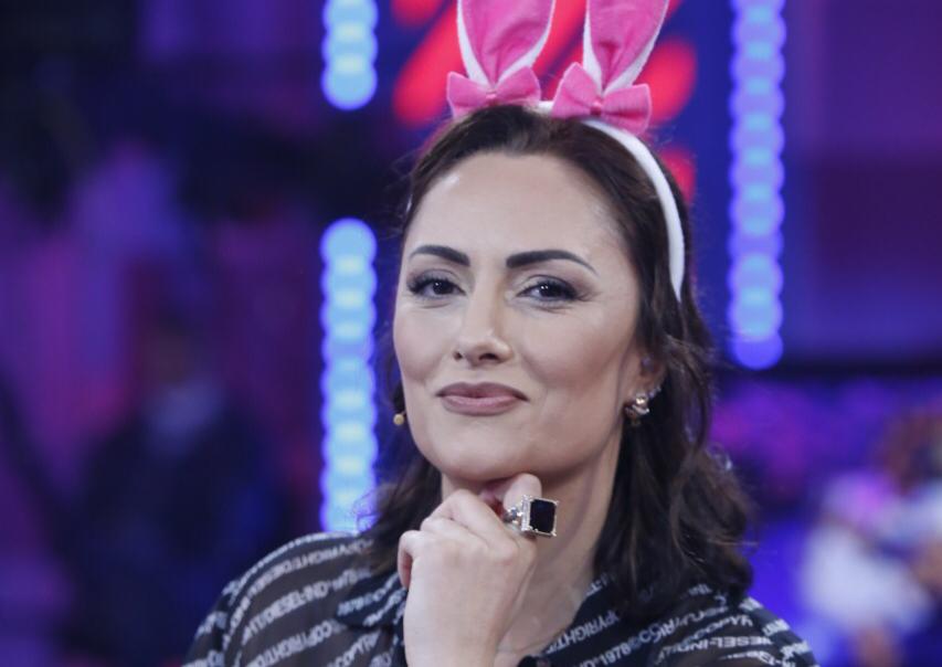 Disa vite pas divorcit, Eneda Tarifa flet për martesë, si përgjigjet për planet në jetën personale