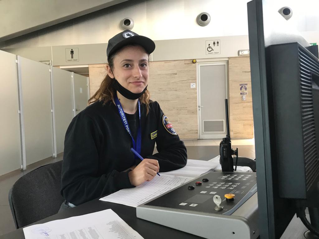 26-vjeçarja, nënë e një vajze të mitur, prej më shumë se një viti pjesë e Sigurisë Portuale Durrës