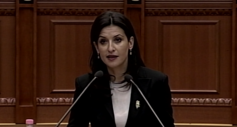 Situata në burgje/ Gjonaj: Policët jo më nga lista e partisë, me 41 bis ndërpremë lidhjet e krimit