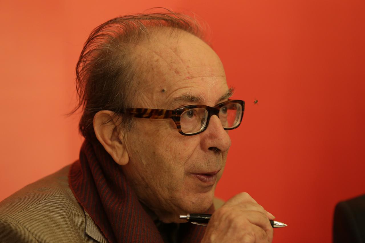 Ismail Kadare nderohet me Çmimin Ndërkombëtar të Letërsisë “Neustadt”