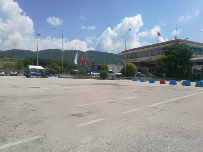 Covid-19/ Greqia shtyn sërish masat kufizuese me Shqipërinë