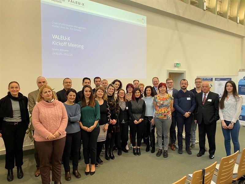 Projekti VALEU-X, dy fakultete të UAMD-së përfshihen në Shkëmbimin Virtual të Universiteteve Shqiptare dhe Evropiane (VIDEO)