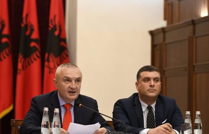 Meta replikon me Ramën: Dua më shumë Margaritën, se Monikën