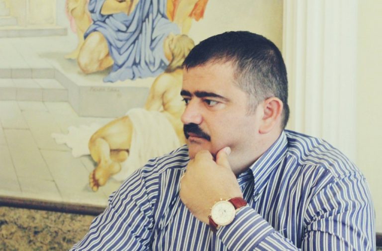 U shoqërua në polici, lirohet ish-deputeti Eduard Ndocaj