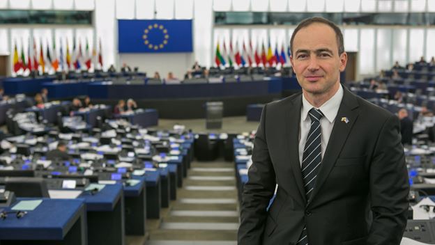 Kodi Zgjedhor/ Zv.presidenti i PPE thirrje Ramës dhe Kuvendit: Prisni Venecian!