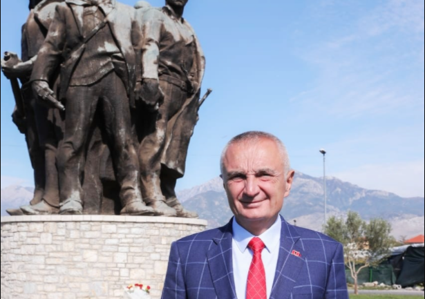 Mesazh i fortë i Metës: Tradhtarët dhe gjakprishurit nuk do t’ia dalin…