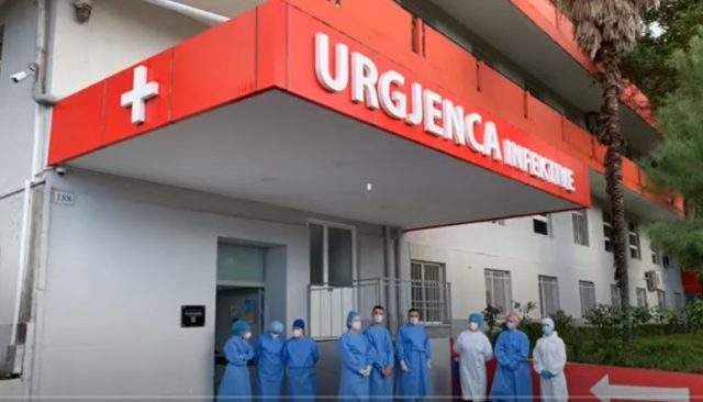 Pas akuzave të PD, Manastirliu: Sistemi shëndetësor nuk është në kolaps, gati “Covid 3”