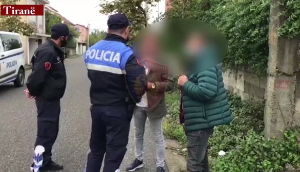 Gjobiten 341 persona dhe shoqërohen 11 të tjerë për mosvendosje maske