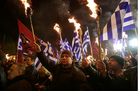 Gjykata greke dënon 15 anëtarë të “Agimit të Artë” për vrasje