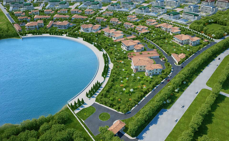 Miliarderi shqiptar ndërton “Sarandën” në Kazakistanin e largët (FOTO)