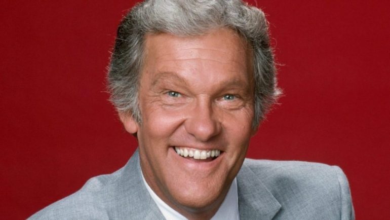 Ndërron jetë prezantuesi i famshëm amerikan, Tom Kennedy