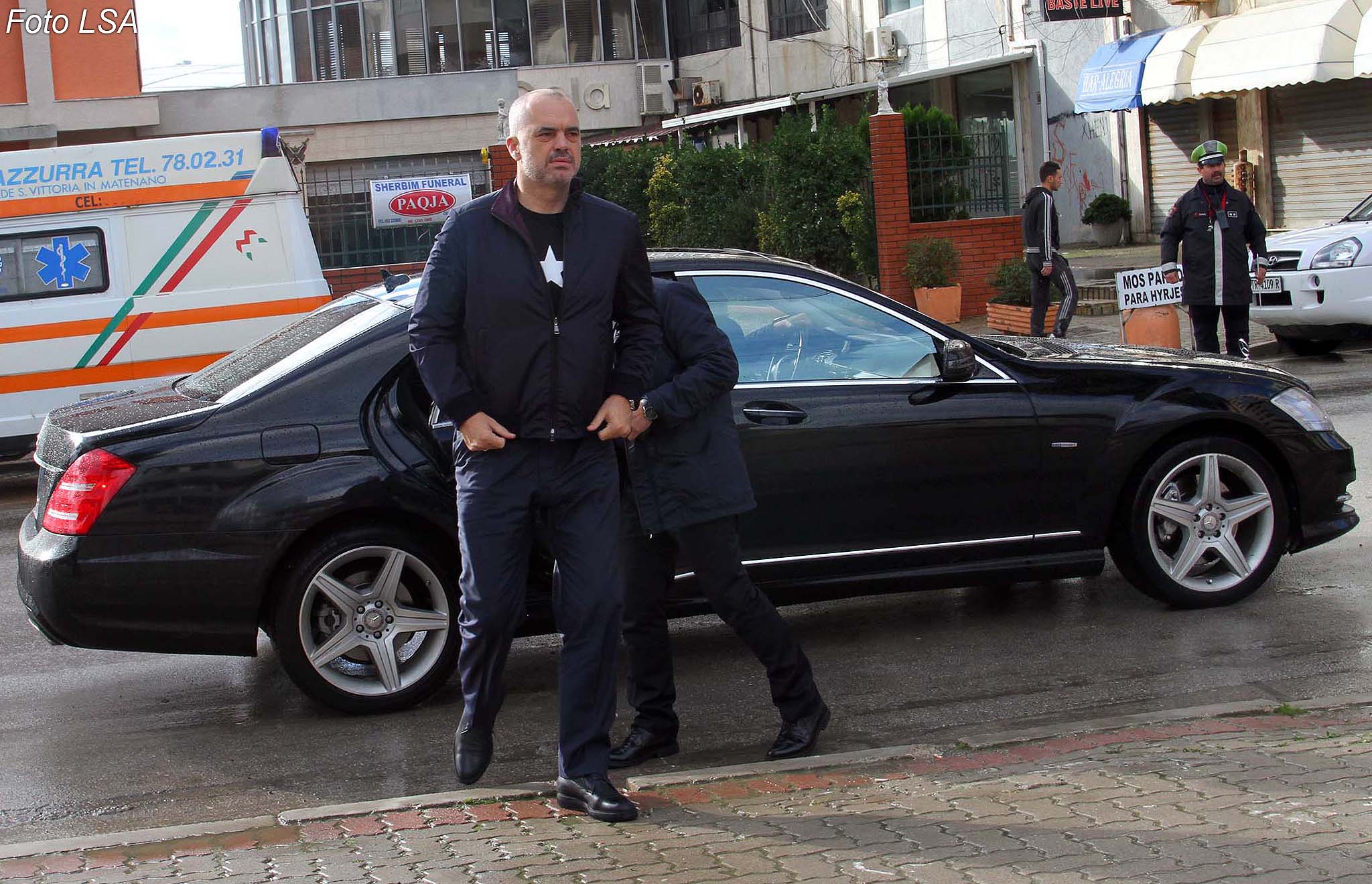 Rama: Së shpejti port turistik në Sarandë, Durrës dhe Vlorë