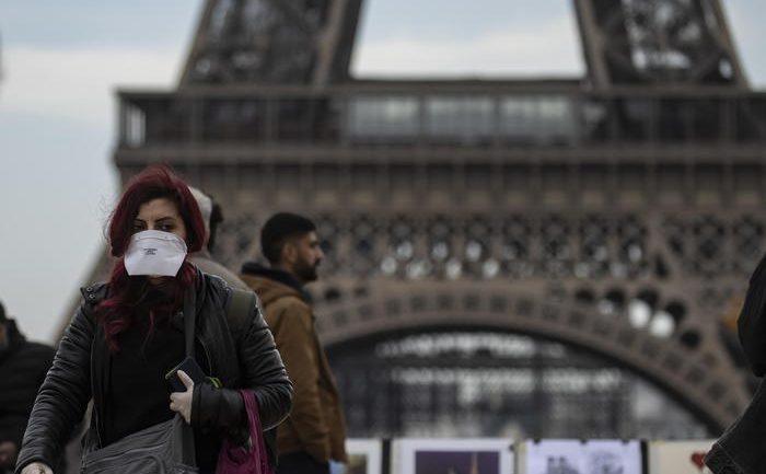 Rekord të infektuarish në Francë, më shumë se 42 mijë raste në 24 orët e fundit