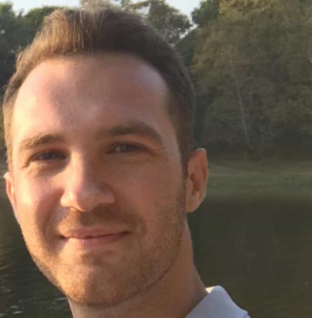 COVID-19 i merr jetën 28-vjeçarit arkitekt, dedikimi prekës: Le boshllëk dhe dhimbje!