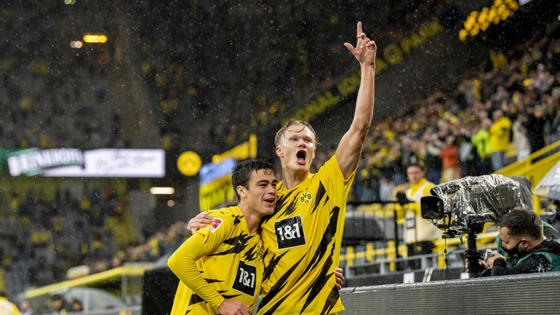 Dortmund shënon 4 gola, shkatërroi në Bundesligë Freiburg