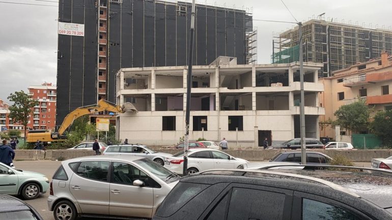 IKMT nis aksionin tek Unaza e Re, pritet të shemben dy objekte të mëdha