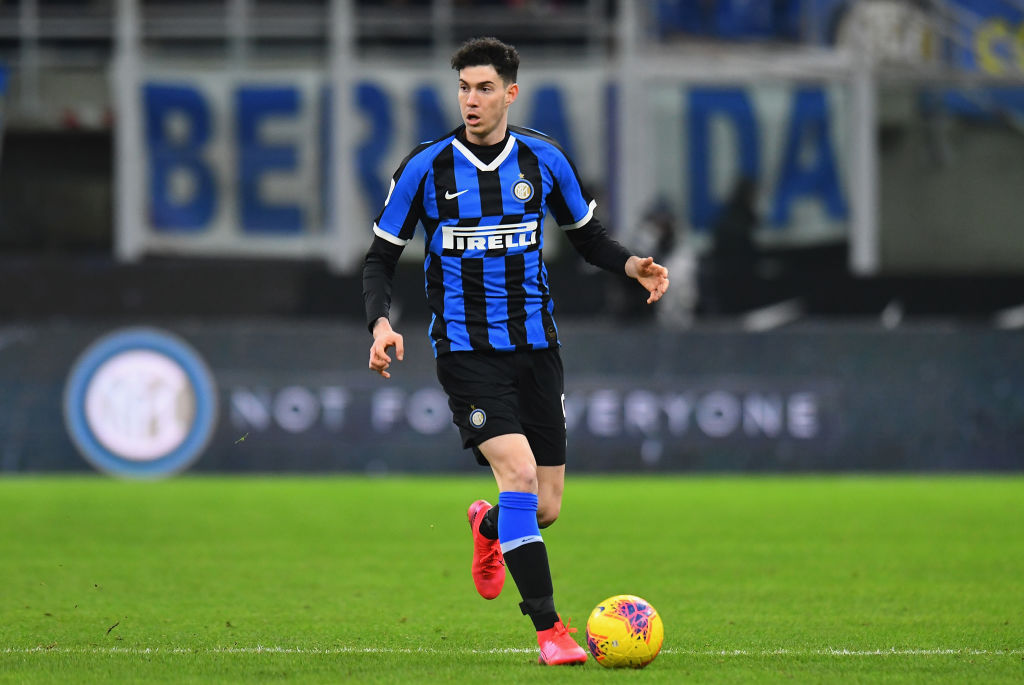 Inter, Bastoni preket nga koronavirusi, thuajse e sigurt mungesa në derbi