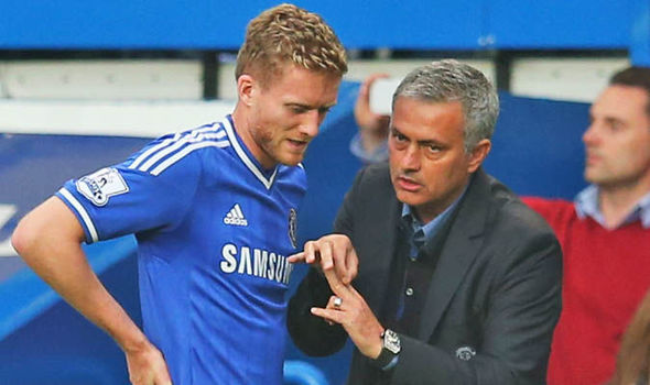 Ish-kampioni i botës sulmon Murinjon: Njeri brutal, ushtronte presion asfiksues