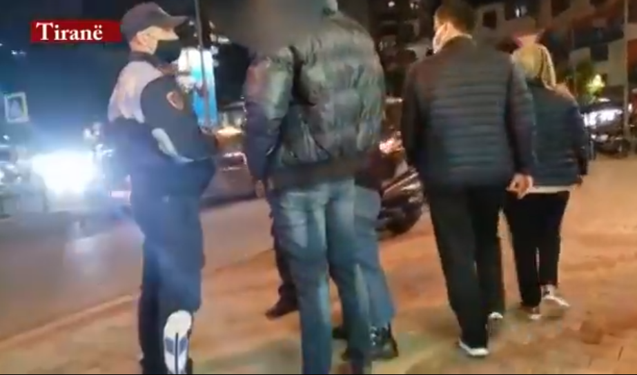 Policia gjobit 356 qytetarë që nuk mbanin maskë