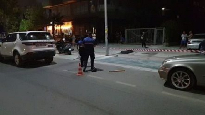 Konflikt në një lokal, plagosen dy të rinj