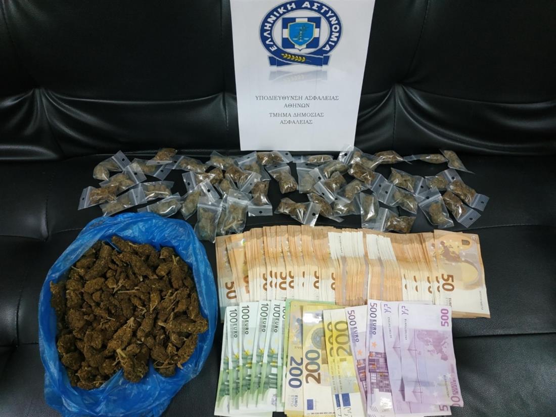 Shkatërrohet banda shqiptaro-afrikane në Athinë, si e shpërndanin në publik drogën