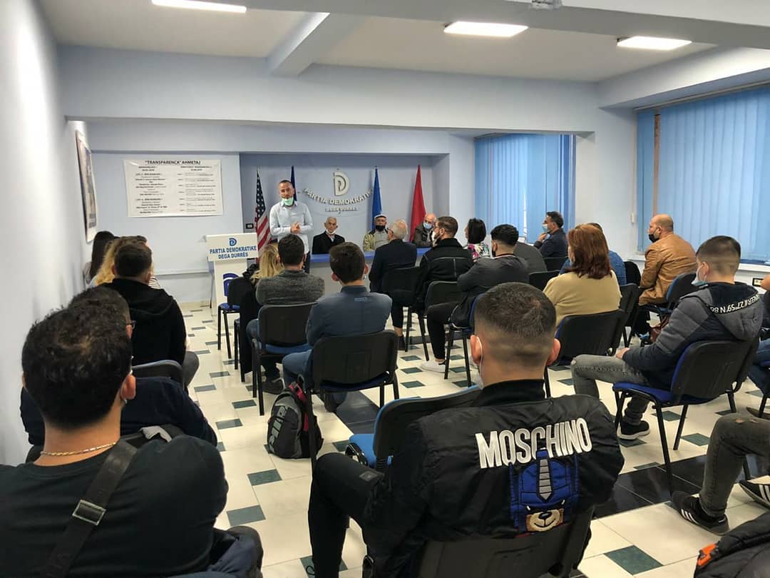 Historitë e pabesueshme të ish-të përndjekurve politikë/ FRPD Durrës: Të mësojmë më shumë rreth komunizmit