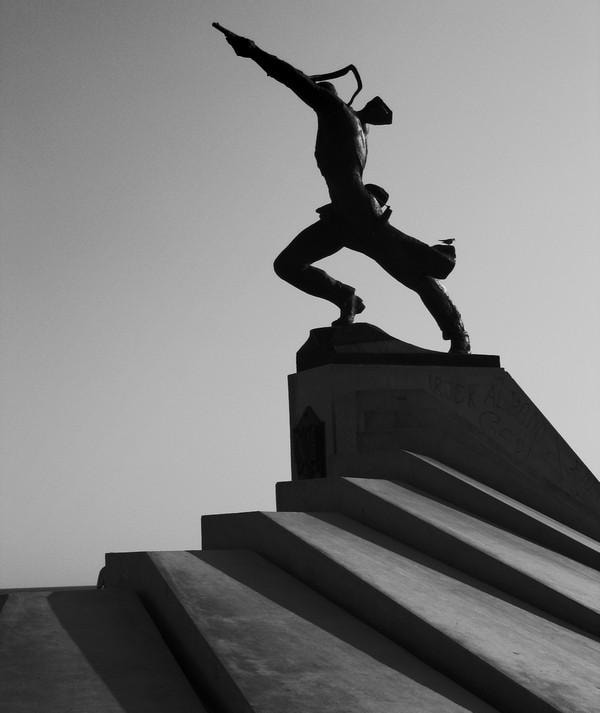 Meta kujton 76-vjetorin e Çlirimit të Durrësit: Mirënjohje heronjve, iu përgjigjën flakë për flakë pabesisë së pushtuesve!