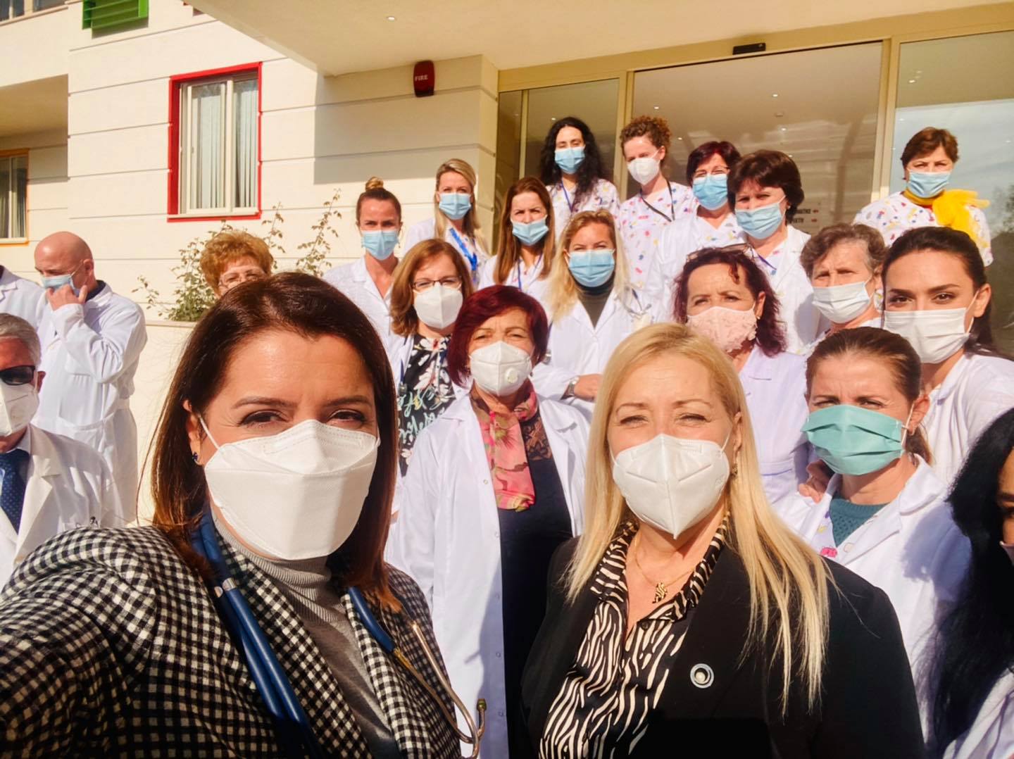 Pediatria e re e Durrësit edhe për trajtimin e pacientëve të vegjël me COVID, në rast fluksi në QSUT