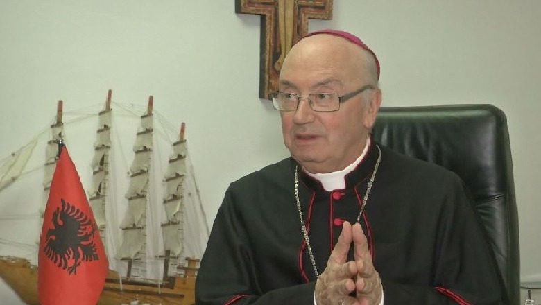 Imzot George Frendo drejt rekuperimit, mban meshë në spitalin COVID në Itali