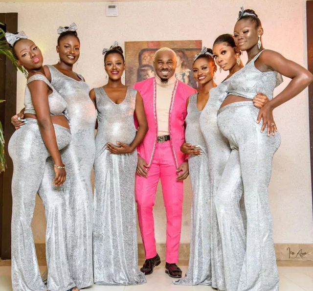 Biznesmeni “playboy” shkon në dasmë me 6 gra shtatzëna: Janë të gjithë fëmijët e mi