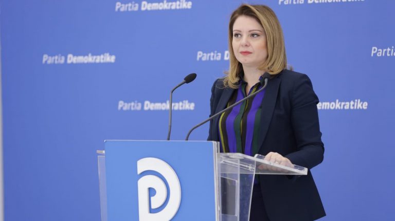 Pampuri: Klanet në qeveri luftë për tendera, pajisjet antiCovid u blenë 3 herë më shtrenjtë