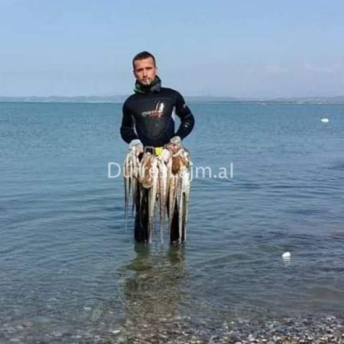 Doli për të gjuajtur në det, ja kush është 32-vjeçari i zhdukur në Durrës (FOTO)