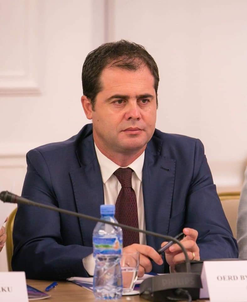 Bylykbashi: Një vit nga tërmeti, qeveria ka vetëm projekte 3D, banorët e Durrësit ende në çadra