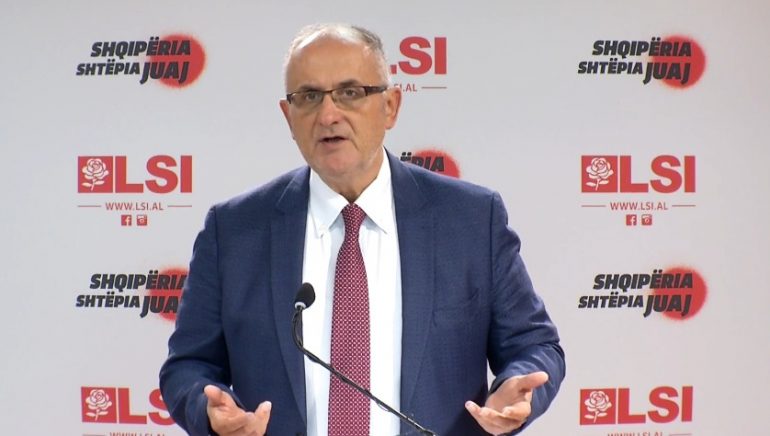 Vasili: Rastet e vdekjeve nga COVID janë shtuar, beteja për jetën s’fitohet me sloganin e qeverisë ‘Rrofsha unë’
