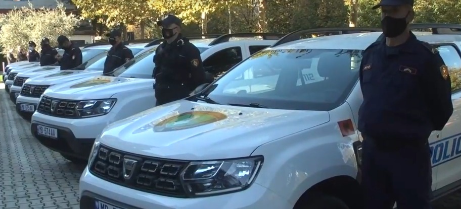 Policia federale gjermane dhuron 22 automjete për policinë kufitare