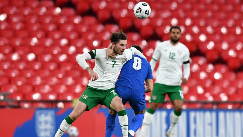 Ankth tek Anglia, futbollisti kundërshtar luajti i infektuar me Koronavirus